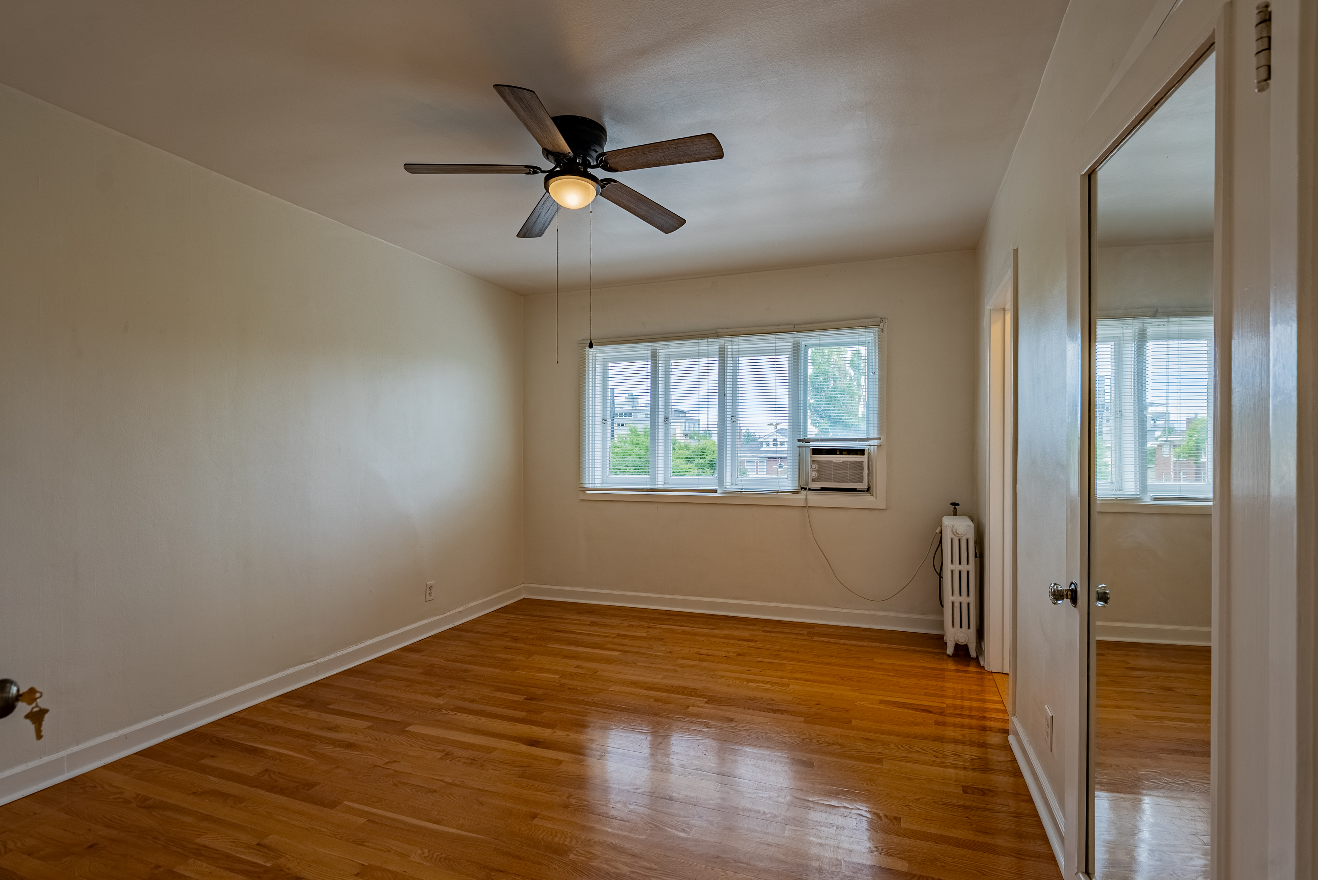 125 so 1300 e apt 10